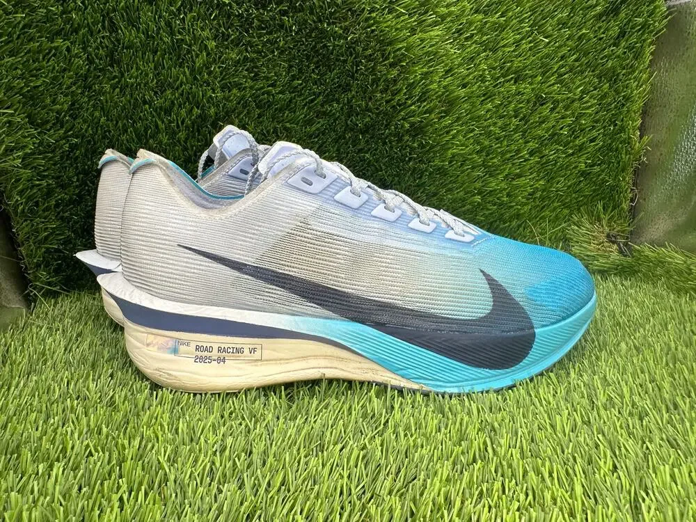 Nike Vaporfly 4 HF6412-114 Athletic Sneaker Womens 8.5 Blue Mesh Gym Road Racing